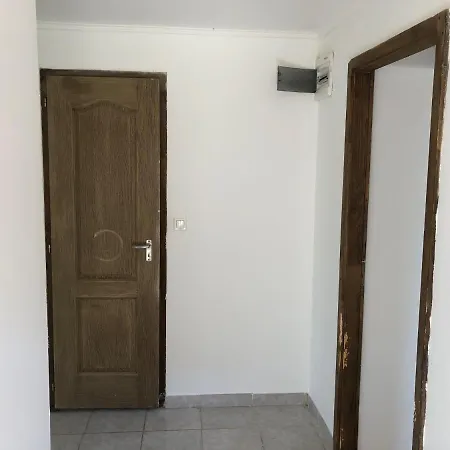 Feel Natural And Relaxed In A 3 Bedroom B In Apartamento