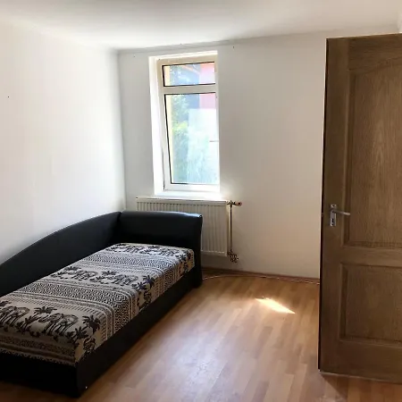 Apartamento Feel Natural And Relaxed In A 3 Bedroom B In Gyongyosfalu